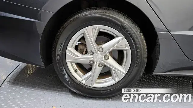 Hyundai Sonata Hybrid 2020 — Şəkil 16/20