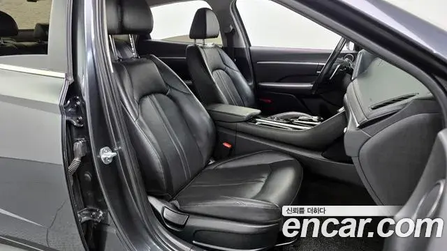 Hyundai Sonata Hybrid 2020 — Şəkil 11/20
