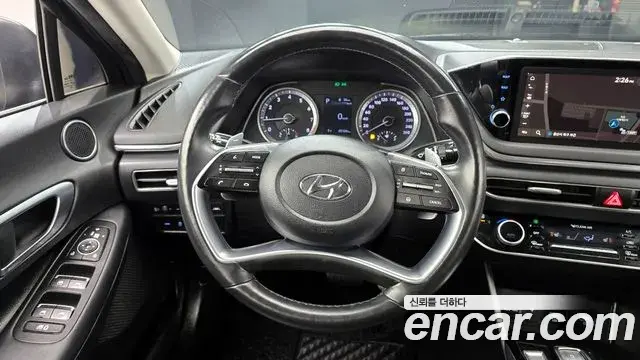 Hyundai Sonata Hybrid 2020 — Şəkil 10/20