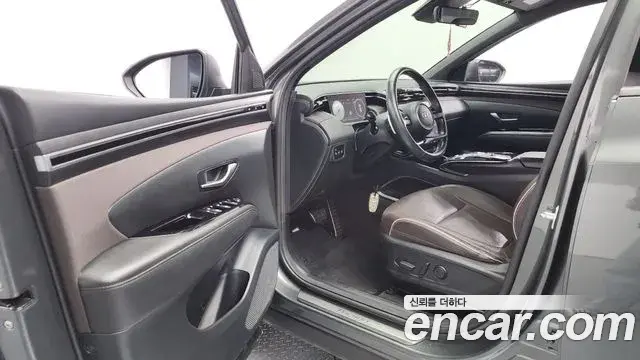 Hyundai Tucson Hybrid 2021 — ფოტო 13/20