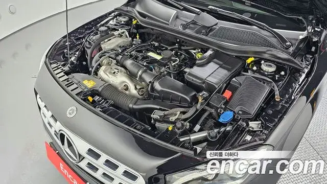 Mercedes-Benz GLA-Class 2019 — Photo 7/20