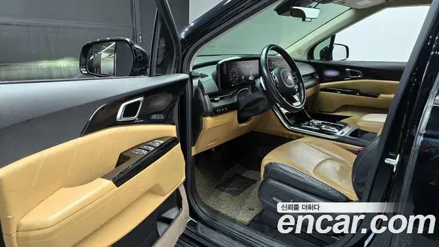 Kia Carnival 2020 — Şəkil 17/20