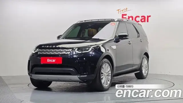 Land Rover Discovery 5 2018 — Photo 1/20