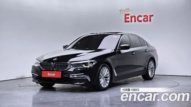BMW 5 Series 2018 — Photo 18/20
