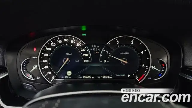 BMW 5 Series 2018 — Photo 7/20