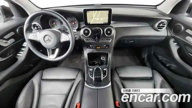 Mercedes-Benz GLC-Class 2019 — ფოტო 8/20