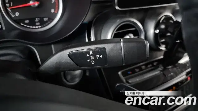 Mercedes-Benz GLC-Class 2019 — ფოტო 1/20
