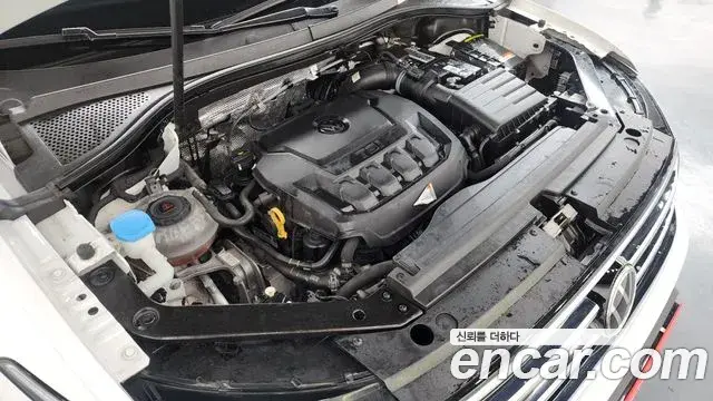 Volkswagen Tiguan Allspace 2022 — Photo 14/20