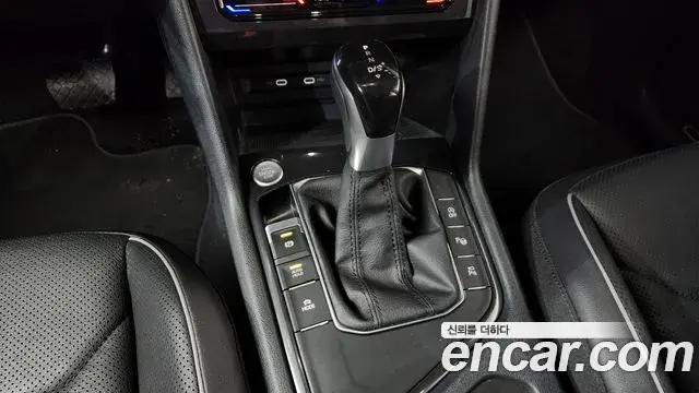 Volkswagen Tiguan Allspace 2022 — Photo 2/20