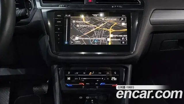 Volkswagen Tiguan Allspace 2022 — Photo 12/20