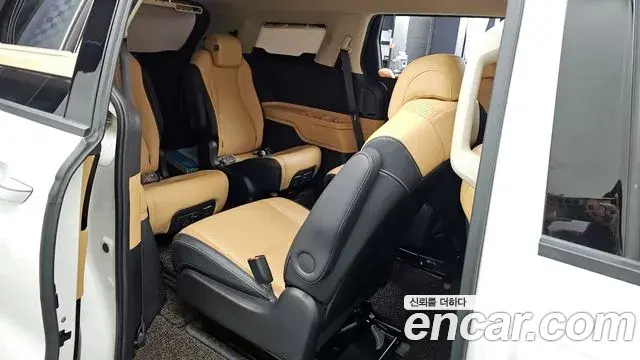 Kia Carnival 2020 — Şəkil 14/20