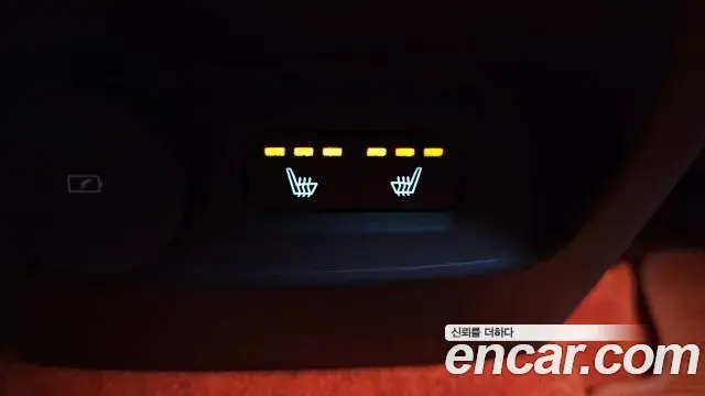 Volvo XC40 2020 — Şəkil 10/20
