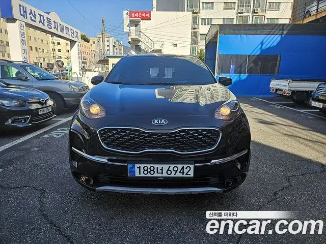 Kia Sportage The Bold 2020 — ფოტო 16/20