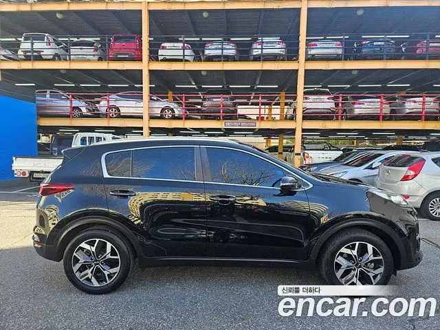 Kia Sportage The Bold 2020 — ფოტო 13/20