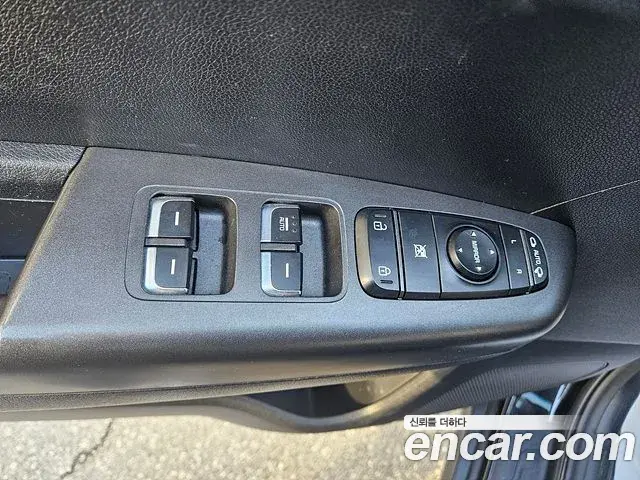 Kia Sportage The Bold 2020 — ფოტო 12/20