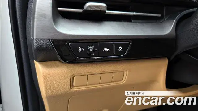 Kia Carnival 2022 — Фото 16/20