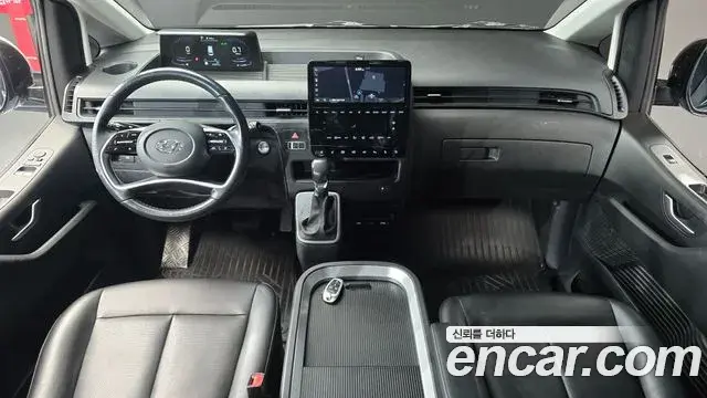 Hyundai Staria 2021 — Фото 7/20