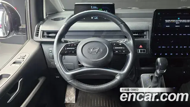 Hyundai Staria 2021 — Фото 14/20