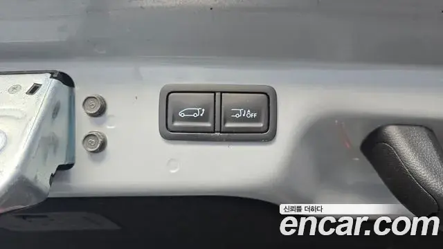 Hyundai Staria 2021 — Фото 20/20