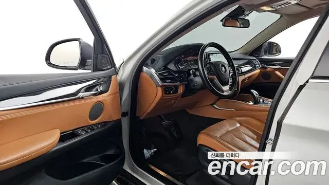 BMW X6 2018 — ფოტო 18/20