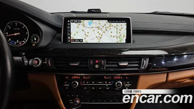 BMW X6 2018 — ფოტო 9/20