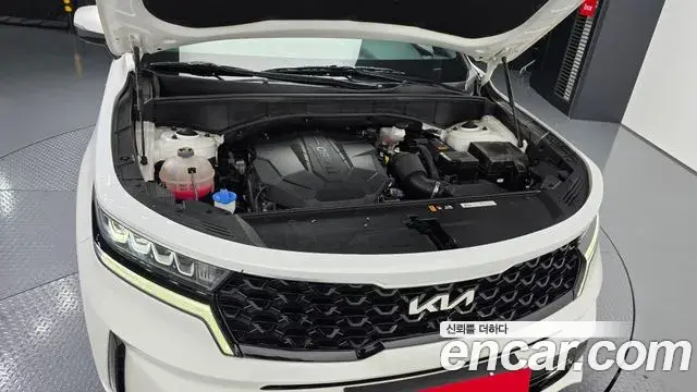 Kia Sorento 2021 — Фото 6/20