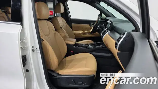 Kia Sorento 2021 — Фото 11/20