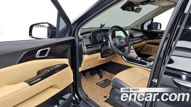 Kia Carnival 2023 — Photo 10/20