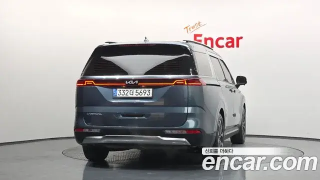 Kia Carnival 2022 — Фото 4/20