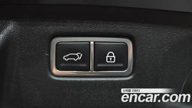 Kia Sorento 2023 — Photo 12/20