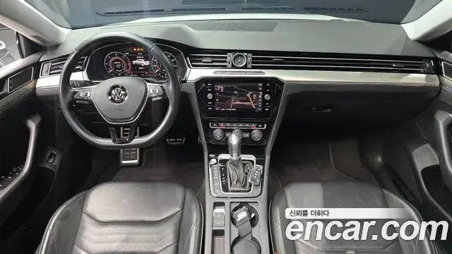 Volkswagen Arteon 2019 — Şəkil 10/20