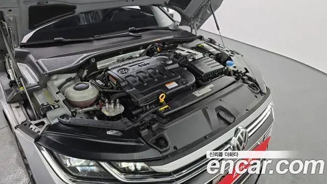 Volkswagen Arteon 2018 — Şəkil 16/20