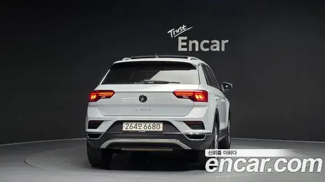 Volkswagen T-Roc 2021 — Şəkil 11/20