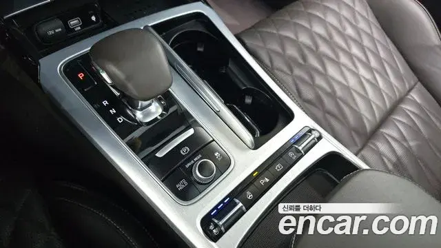 Kia Stinger Meister 2022 — ფოტო 5/20