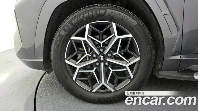 Hyundai Tucson Hybrid 2022 — ფოტო 20/20