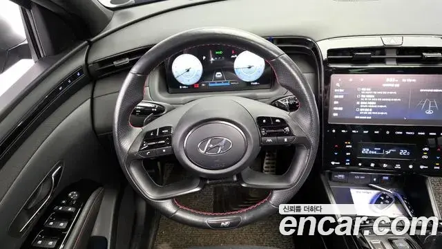 Hyundai Tucson Hybrid 2022 — ფოტო 14/20