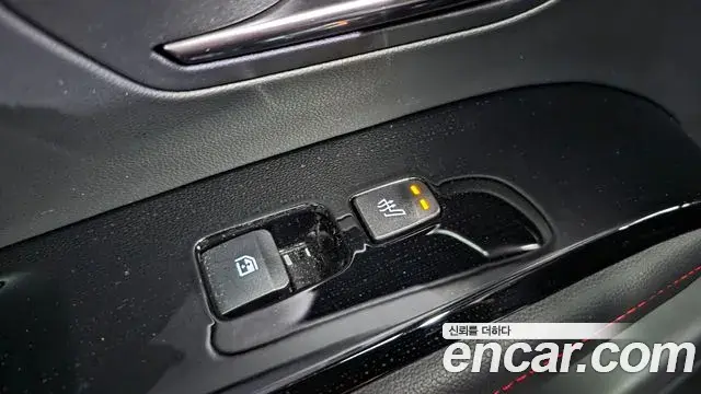 Hyundai Tucson Hybrid 2022 — ფოტო 8/20