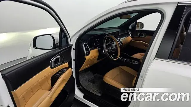Kia Sorento 2022 — Фото 10/20
