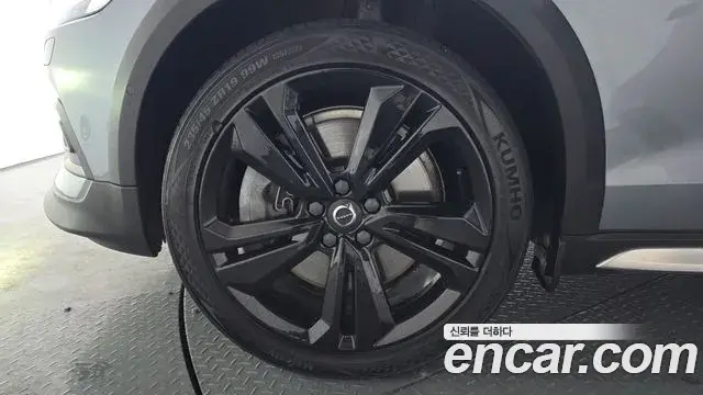 Volvo V60 Cross Country 2020 — ფოტო 2/20