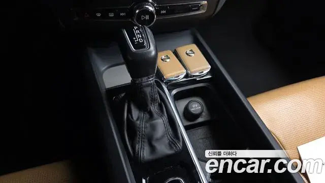 Volvo V60 Cross Country 2020 — ფოტო 12/20