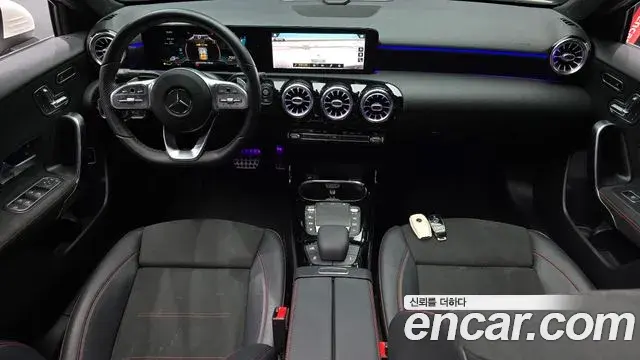 Mercedes-Benz A-Class 2020 — ფოტო 7/20