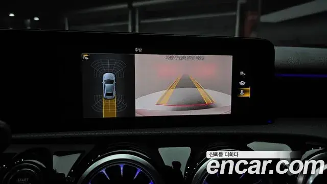 Mercedes-Benz A-Class 2020 — ფოტო 13/20