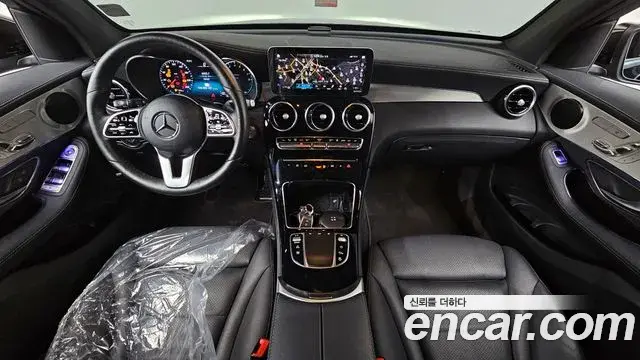 Mercedes-Benz GLC-Class 2020 — Şəkil 19/20