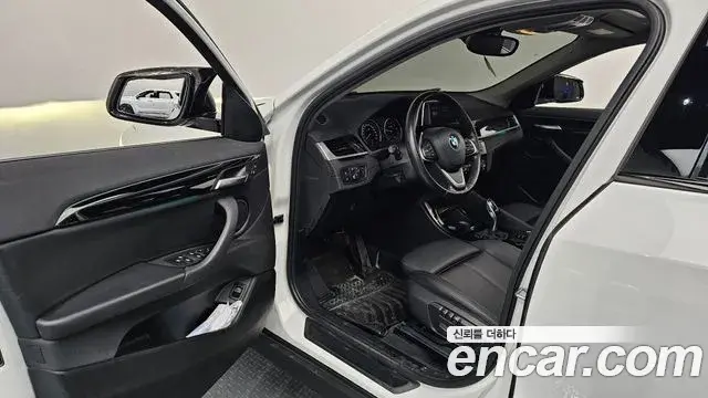 BMW X2 2019 — ფოტო 16/20