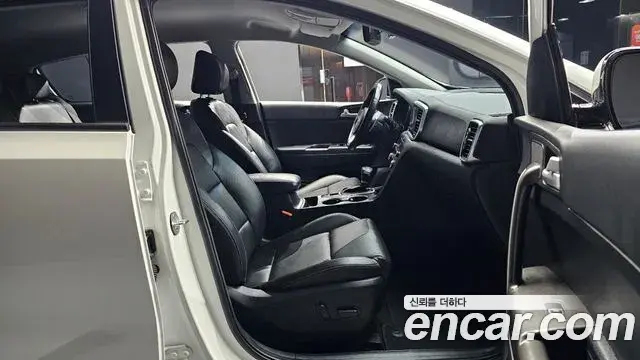Kia Sportage The Bold 2020 — Фото 10/20