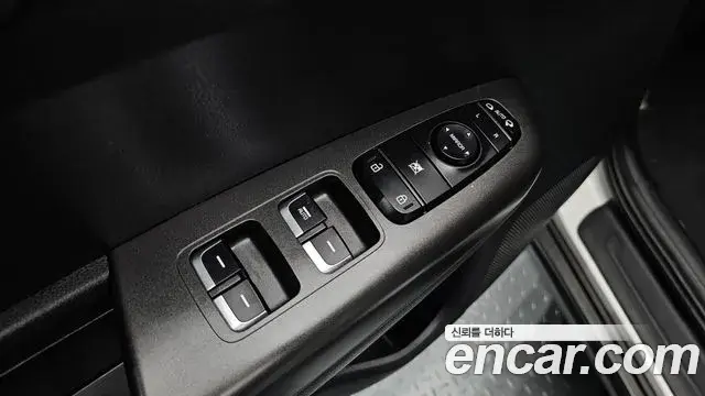 Kia Sportage The Bold 2020 — Фото 16/20