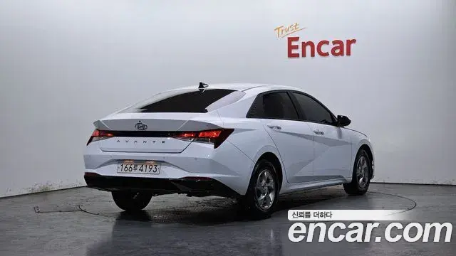 Hyundai Avante 2021 — Фото 2/20