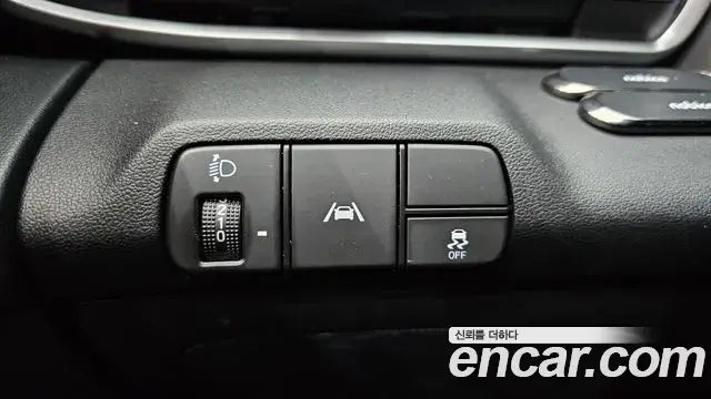 Hyundai Avante 2021 — Фото 17/20