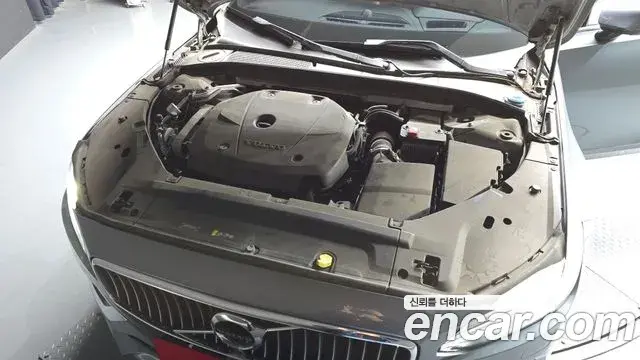 Volvo S90 2019 — Şəkil 20/20
