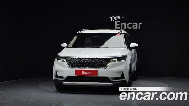 Kia Carnival 2023 — Фото 3/20